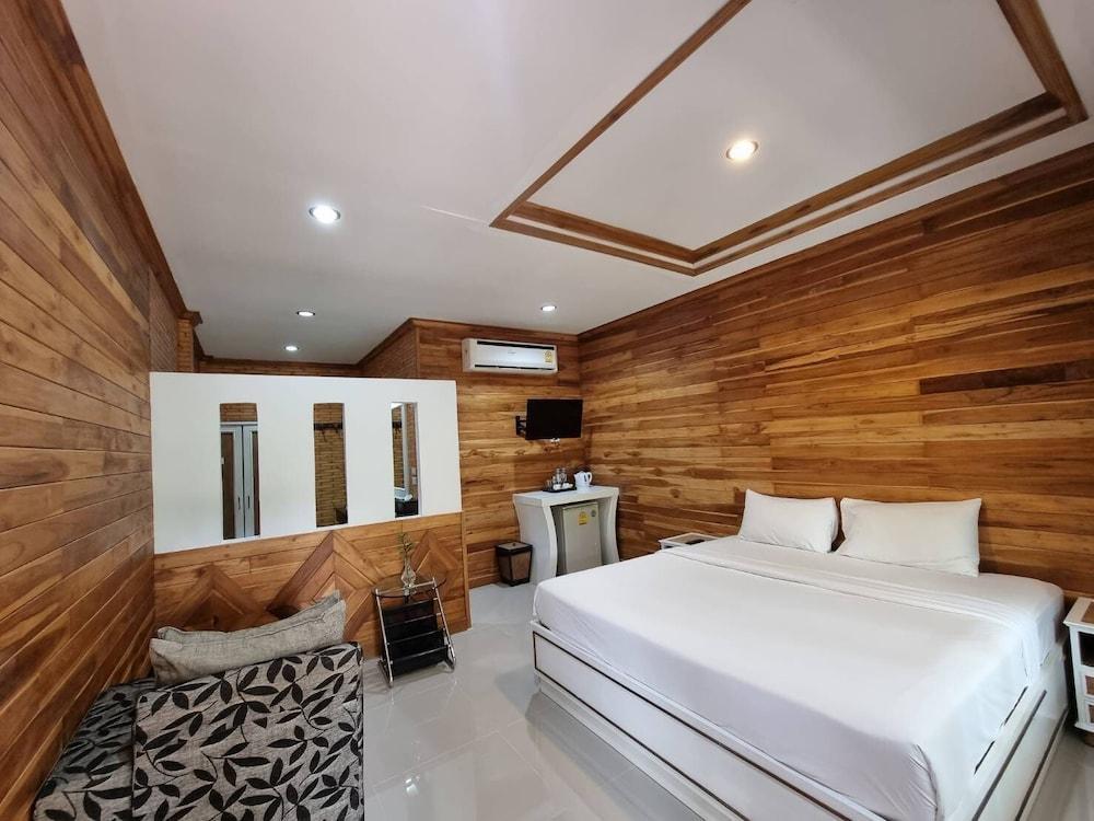 Phuvara Boutique Aonang Ao Nang Exterior foto